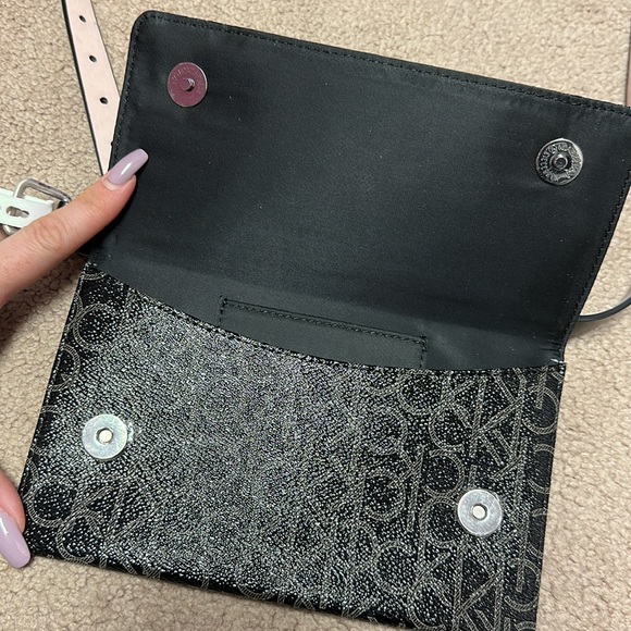 Calvin Klein Fanny Pack - Picture 4 of 7